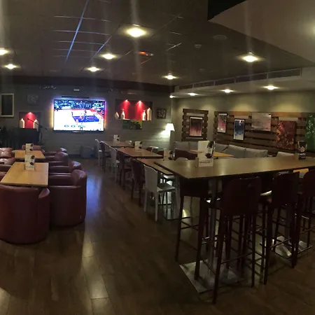 Campanile Prime 19 - La Париж