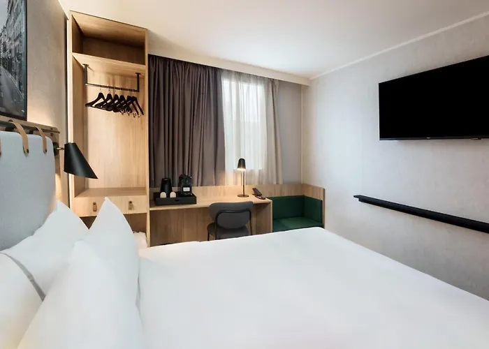 Hotel Campanile Prime 19 - La París