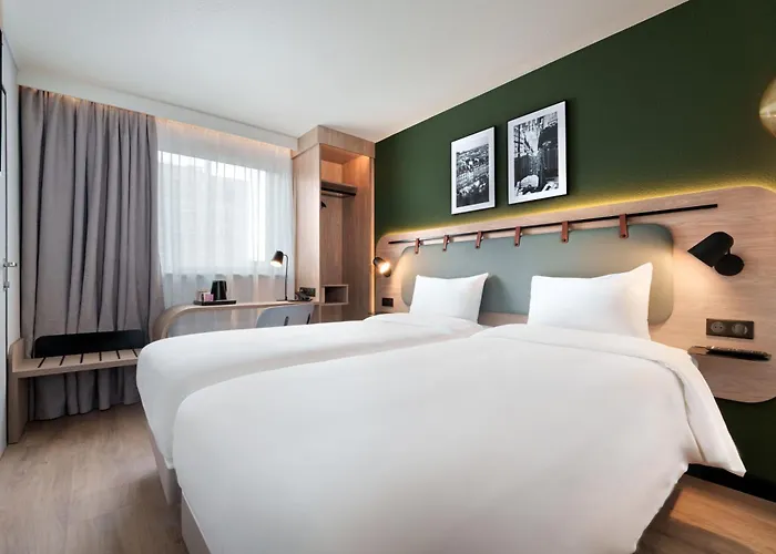 Hotel Campanile Prime 19 - La