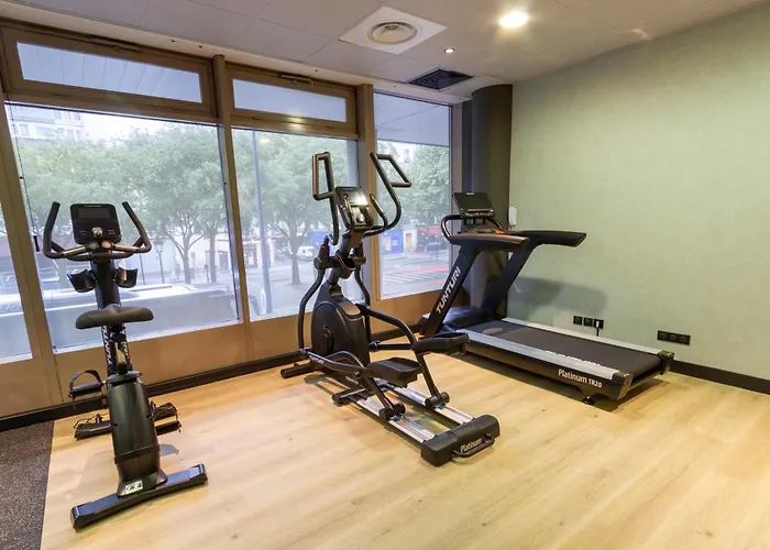 Campanile Prime 19 - La 3* París
