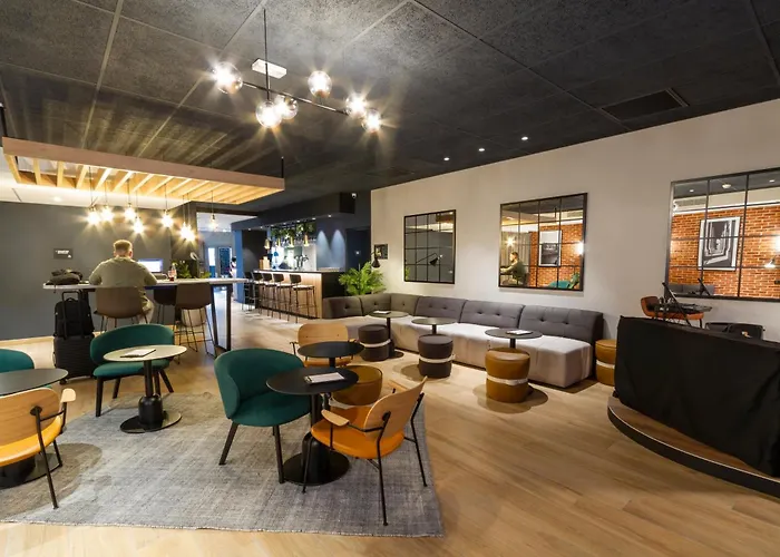 Campanile Prime 19 - La Hotel