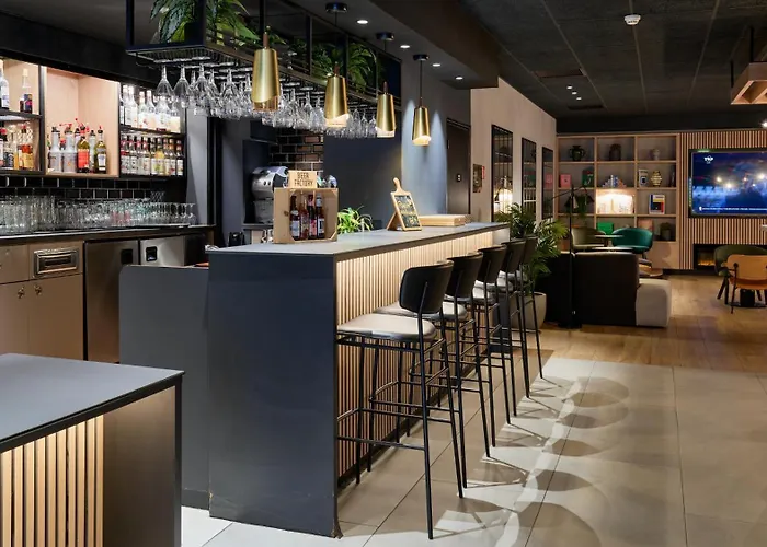 Campanile Prime 19 - La Hotel 3*