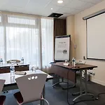 Campanile Prime 19 - La Hotel