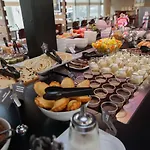 Campanile Prime 19 - La 3* Paris