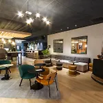 Campanile Prime 19 - La Hotel