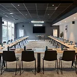 Campanile Prime 19 - La Hotel Paris