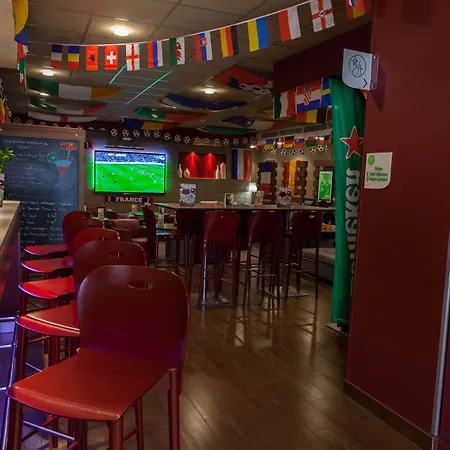 Hotel Campanile Prime 19 - La