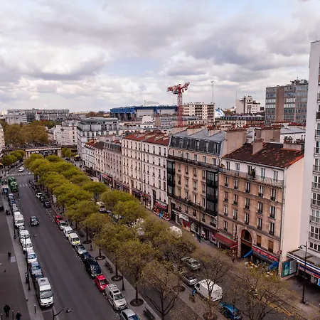 Campanile Prime 19 - La Hotel 3*