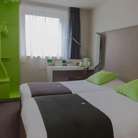 Hotel Campanile Prime 19 - La 3*