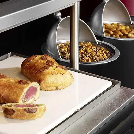 Hotel Campanile Prime 19 - La 3*