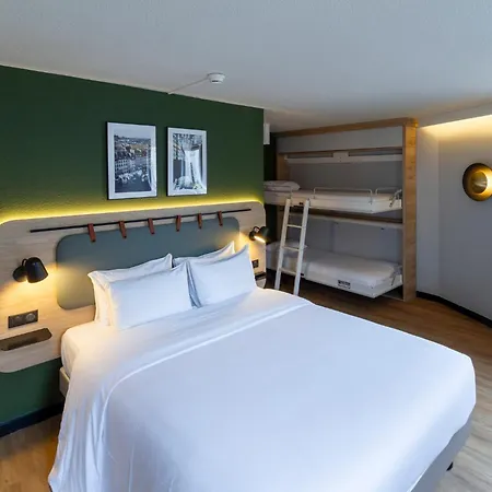 Campanile Prime 19 - La Hotel Paris