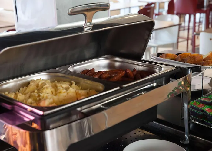 Hotel Campanile 19 - La 3*