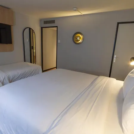 酒店 钟楼巴黎19维耶特酒店