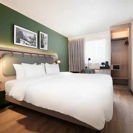 Hotel Campanile Prime 19 - La 3*
